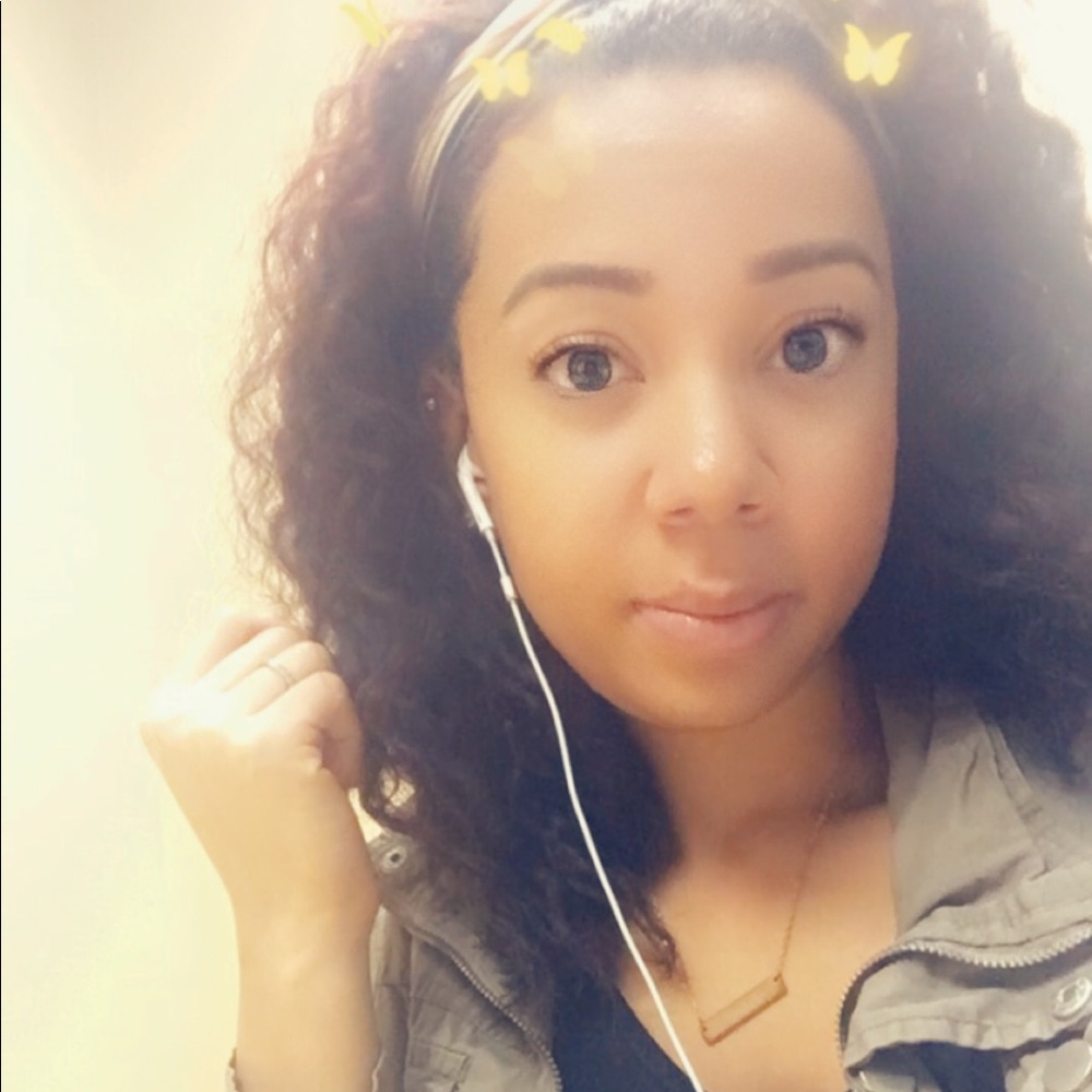 Meet your Posher, Sydney